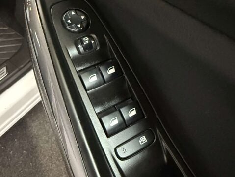 Vauxhall Grandland X 1.2 Grandland X Elite Nav T Auto 5dr 13