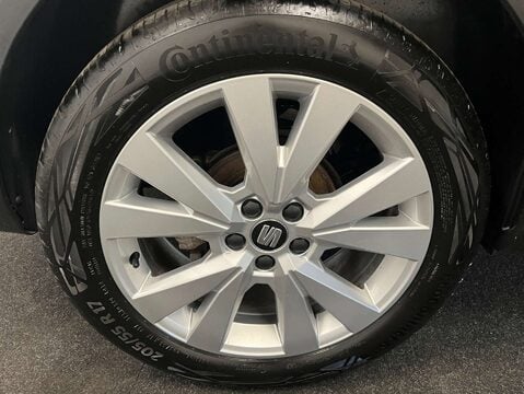 SEAT Arona 1.0 Arona SE Technology TSi Semi-Auto 5dr 33