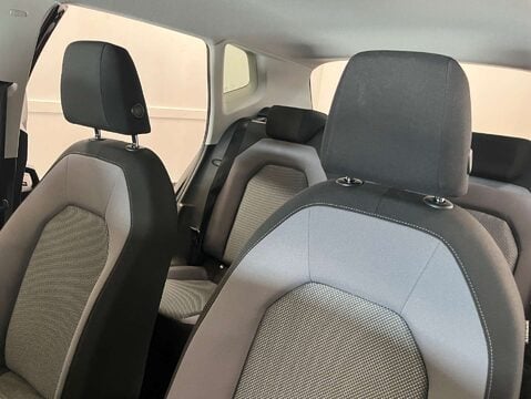 SEAT Arona 1.0 Arona SE Technology TSi Semi-Auto 5dr 47