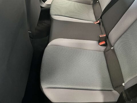 SEAT Arona 1.0 Arona SE Technology TSi Semi-Auto 5dr 41