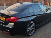 BMW 3 Series 2.0 330i M Sport Shadow Edition Auto 4dr 3