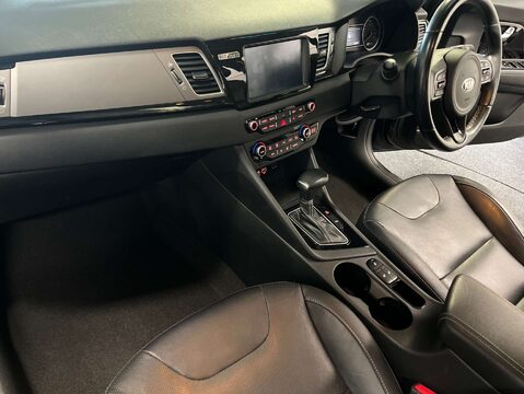 Kia Niro 1.6 GDi 8.9kWh 3 SUV 5dr Petrol Plug-in Hybrid DCT Euro 6 (s/s) (139 bhp) 50