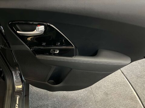 Kia Niro 1.6 GDi 8.9kWh 3 SUV 5dr Petrol Plug-in Hybrid DCT Euro 6 (s/s) (139 bhp) 29