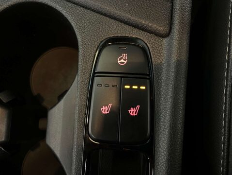 Kia Niro 1.6 GDi 8.9kWh 3 SUV 5dr Petrol Plug-in Hybrid DCT Euro 6 (s/s) (139 bhp) 27