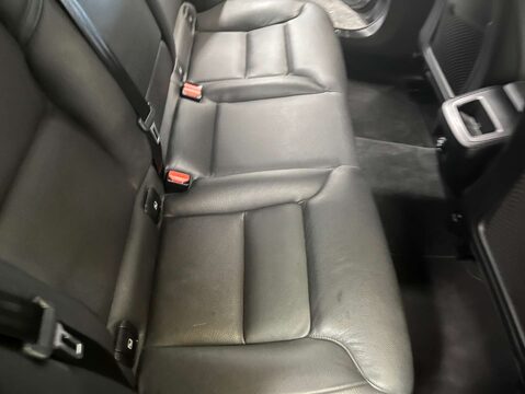 Volvo S90 2.0 S90 Momentum D4 Auto 4dr 33