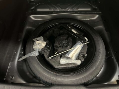 Volvo S90 2.0 S90 Momentum D4 Auto 4dr 39