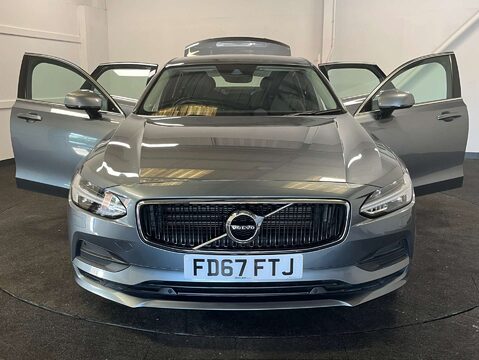 Volvo S90 2.0 S90 Momentum D4 Auto 4dr 8