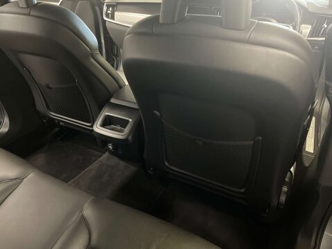 Volvo S90 2.0 S90 Momentum D4 Auto 4dr 35