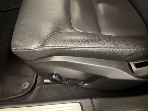 Volvo S90 2.0 S90 Momentum D4 Auto 4dr 49