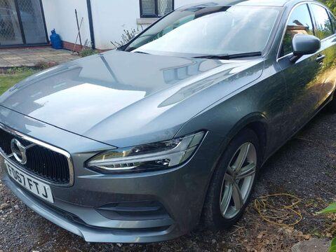 Volvo S90 2.0 S90 Momentum D4 Auto 4dr 3