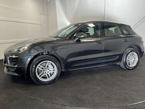Porsche Macan 3.0 Macan S D Semi-Auto 4WD 5dr 2