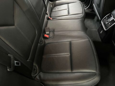 Porsche Macan 3.0 Macan S D Semi-Auto 4WD 5dr 33