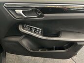 Porsche Macan 3.0 Macan S D Semi-Auto 4WD 5dr 11