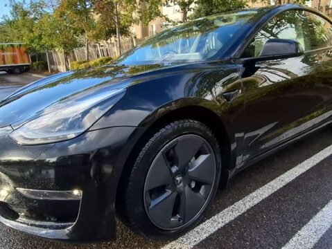 Tesla Model 3 Model 3 Long Range AWD 4WD 4dr 1