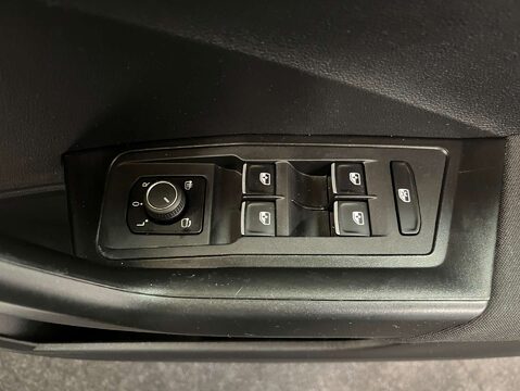 Volkswagen T-Roc 1.0 T-Roc SE TSi 5dr 11