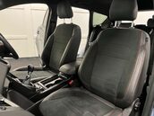 Ford Kuga 1.5 Kuga ST-Line TDCi 5dr 44