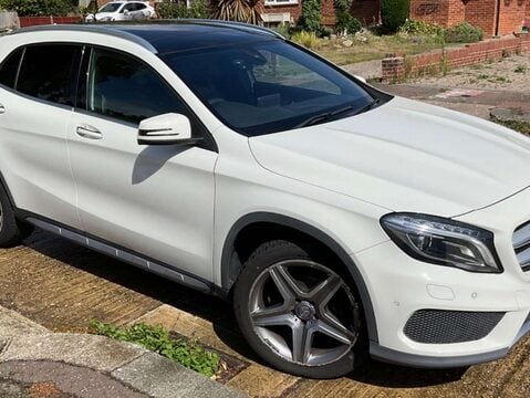 Mercedes-Benz GLA 2.1 GLA 200 D 4Matic AMG Line Premium+ Auto 4WD 5dr 4