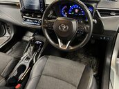 Toyota Corolla 1.8 Corolla Design HEV CVT 5dr 17