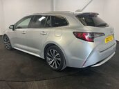 Toyota Corolla 1.8 Corolla Design HEV CVT 5dr 3