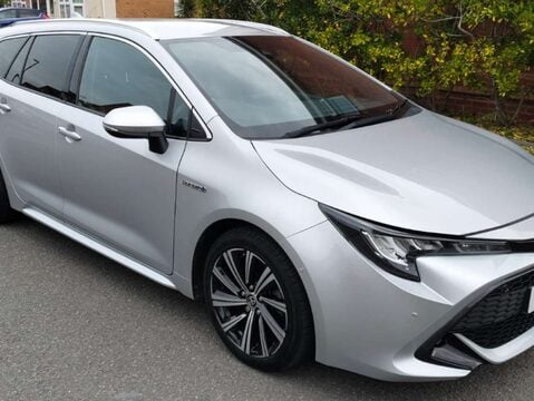 Toyota Corolla 1.8 Corolla Design HEV CVT 5dr 2