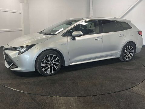 Toyota Corolla 1.8 Corolla Design HEV CVT 5dr 2