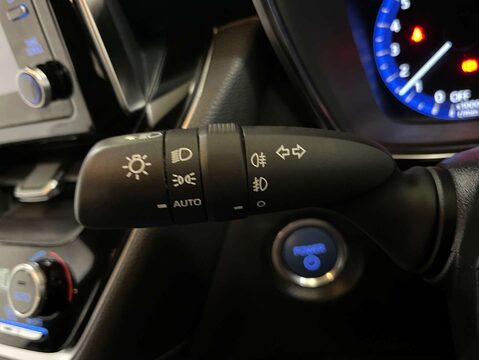 Toyota Corolla 1.8 Corolla Design HEV CVT 5dr 21