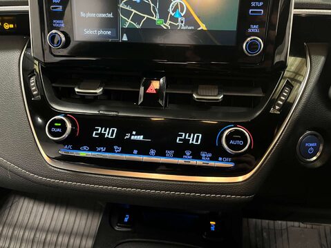 Toyota Corolla 1.8 Corolla Design HEV CVT 5dr 23