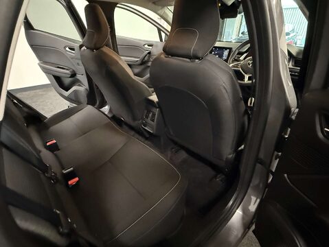 Renault Captur 1.0 Captur Iconic TCe 5dr 16