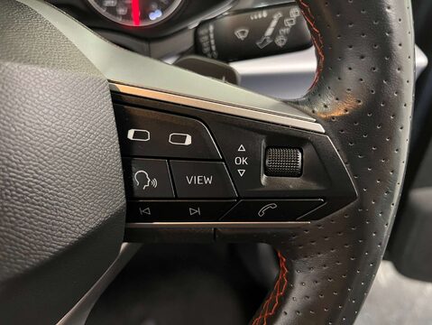 SEAT Arona 1.0 Arona FR EcoTSI Semi-Auto 5dr 19