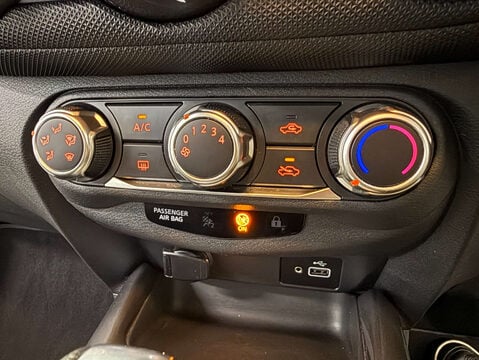 Nissan Juke 1.0 Juke Acenta DiG-T Semi-Auto 5dr 19