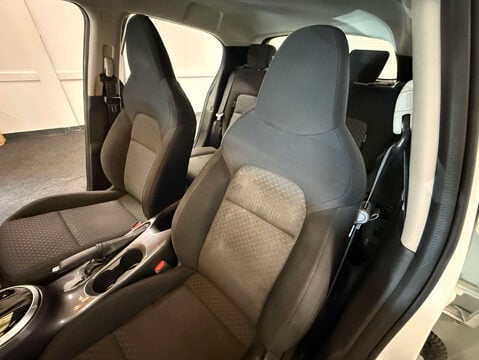 Nissan Juke 1.0 Juke Acenta DiG-T Semi-Auto 5dr 40