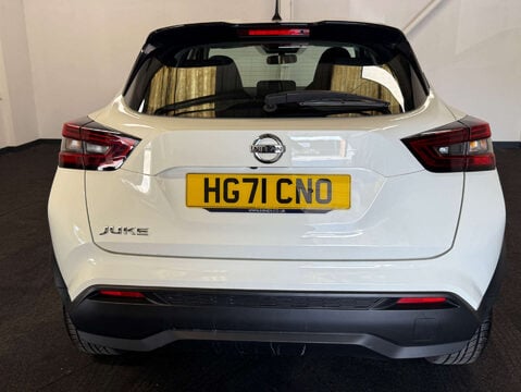 Nissan Juke 1.0 Juke Acenta DiG-T Semi-Auto 5dr 4