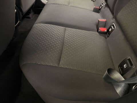 Nissan Juke 1.0 Juke Acenta DiG-T Semi-Auto 5dr 35