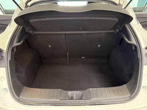 Nissan Juke 1.0 Juke Acenta DiG-T Semi-Auto 5dr 30