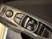 Nissan Juke 1.0 Juke Acenta DiG-T Semi-Auto 5dr 12