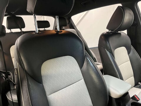 Kia Sportage 2.0 Sportage GT-Line CRDi 4x4 4WD 5dr 13