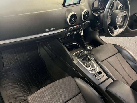 Audi A3 1.6 A3 Sportback Black Edition 30 TDI 5dr 47