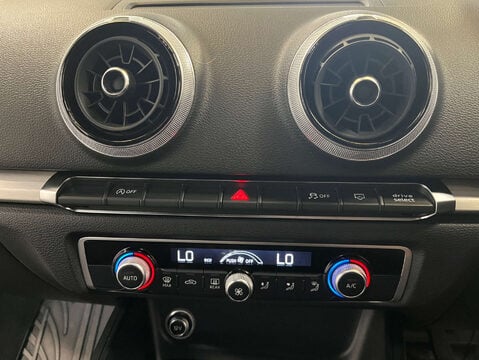 Audi A3 1.6 A3 Sportback Black Edition 30 TDI 5dr 22