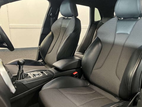 Audi A3 1.6 A3 Sportback Black Edition 30 TDI 5dr 43