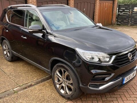 SsangYong Rexton 2.2 Rexton Ultimate Auto 4WD 5dr 1