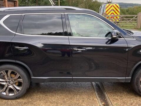 SsangYong Rexton 2.2 Rexton Ultimate Auto 4WD 5dr 2
