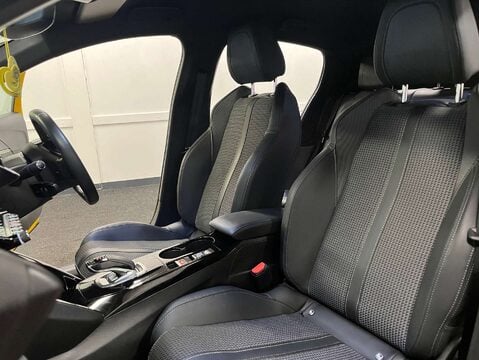 Peugeot 208 208 GT Ev 5dr 44