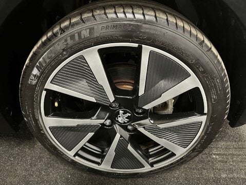 Peugeot 208 208 GT Ev 5dr 37