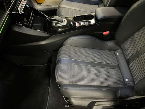Peugeot 208 208 GT Ev 5dr 46