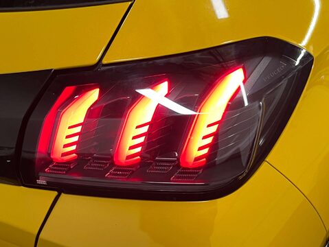 Peugeot 208 208 GT Ev 5dr 50