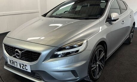 Volvo V40 2.0 V40 R-Design Pro D3 Auto 5dr
