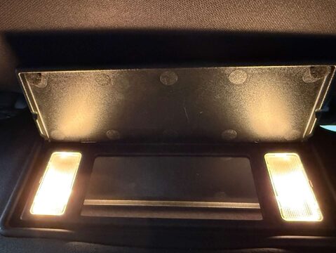 Volvo V40 2.0 V40 R-Design Pro D3 Auto 5dr 51