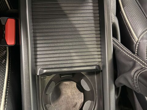 Volvo V40 2.0 V40 R-Design Pro D3 Auto 5dr 58