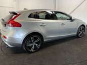 Volvo V40 2.0 V40 R-Design Pro D3 Auto 5dr 5