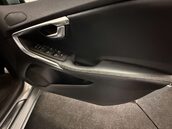 Volvo V40 2.0 V40 R-Design Pro D3 Auto 5dr 31